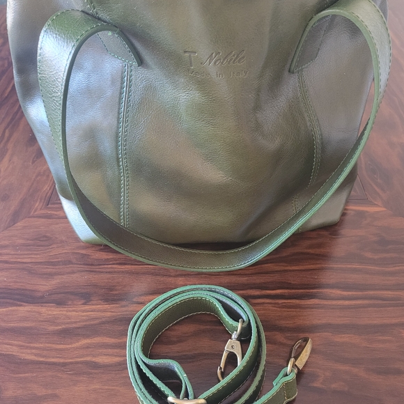 Green Italian Leather Tote Bag - Picture 5 of 7